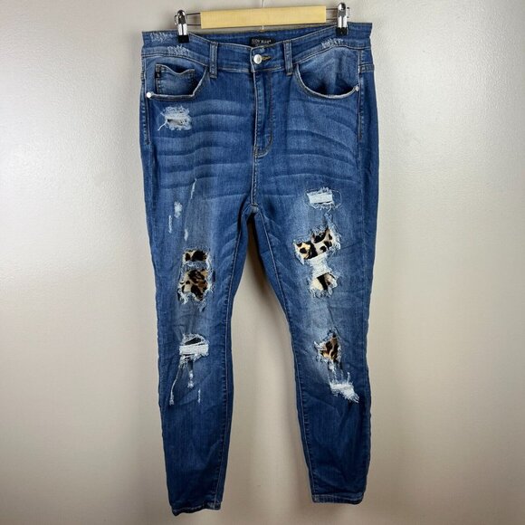 Judy Blue Denim - Judy Blue Skinny Fit Jeans Size 14W Leopard Patch Distressed Stretch High Rise